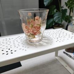 素敵なグラスです🫰１コのみなので100円で不注意で２コセットで出...