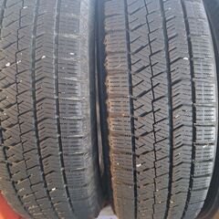 ダイハツ　純正ホイルと155/65/14スタッドレスの画像