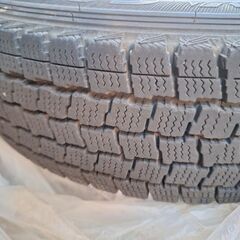 145/R12 6pr スタッドレス　4本の画像
