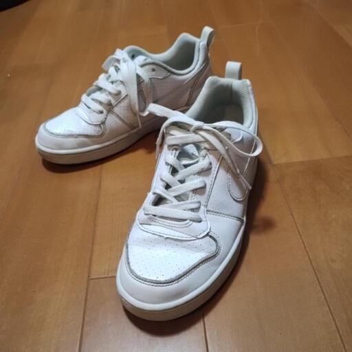 終了　美品 ナイキ NIKE 白 スニーカー 23.5 cm 子供 ホワイト エアフォース （風） ＮＩＫＥ