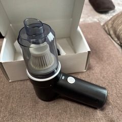 コンパクト掃除機新品です😊の画像