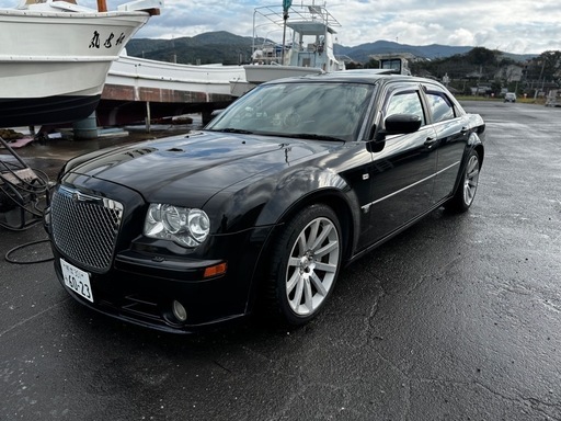 クライスラー300c SRT8