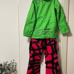 【超美品】スノボウェア　メンズSレディースLの画像