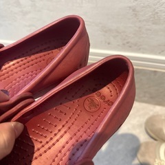 【2足】クラークスClarks★キッズシューズ本革＆クロックスcrocs★子供用サンダル赤の画像