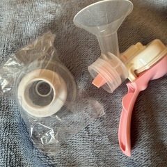 搾乳機　手動式　カネソンの画像
