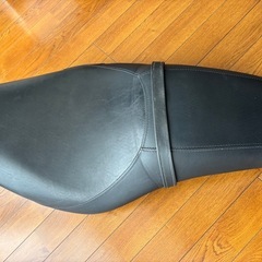 カワサキエリミネーター250v用シートの画像