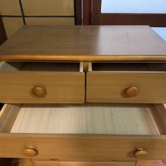 洋服箪笥　収納家具　の画像