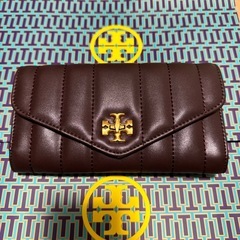 未使用品　トリーバーチ　長財布　ブラウン