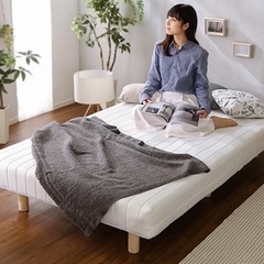 セミダブルベッド（脚付き）配送可能