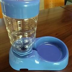 水飲み容器の画像