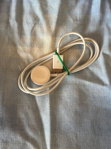 12/11 16時に武蔵小杉駅で　新品同様　純正　Apple Watch 充電ケーブル