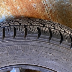 ★スタッドレスタイヤ 195／65R15 の画像