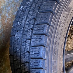 ★スタッドレスタイヤ 195／65R15 の画像