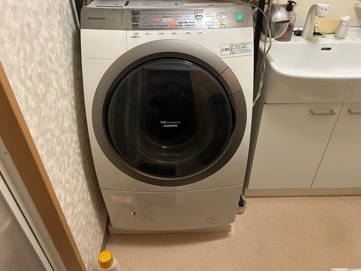 ドラム式洗濯機　左開き\n