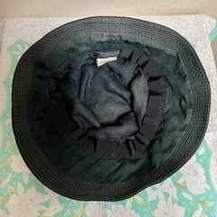 Kazu バケットハット グレーと黒の画像