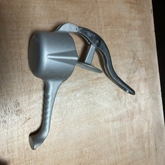 ハンディージューサー（果物搾り器）の画像