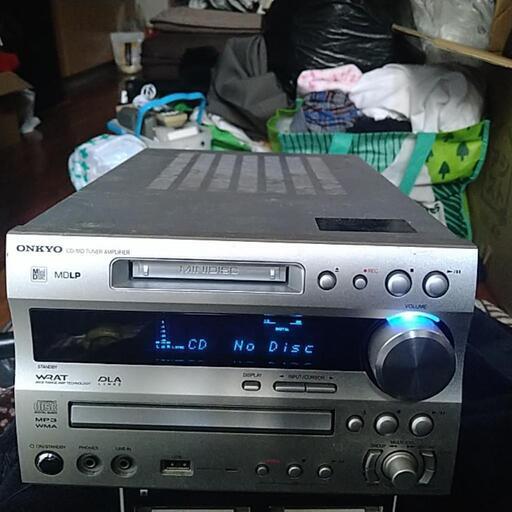オンキョーfr-n9fxCD読込みエラー他、MD.USB.ラジオFM.M.等動作確認しました。スピーカー、コード、アンテナAM.FM.説明書付き、リモコンについては欠品です。値下げしました。