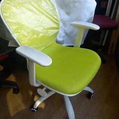ほぼ新品　事務用回転イス￥5,000/1脚