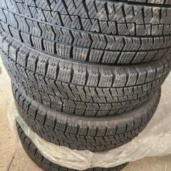 BSプリザック　スタッドレスタイヤの画像