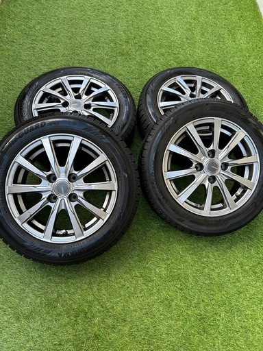 スタッドレスタイヤ　ホイールセット　14インチ