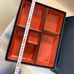 御弁当箱の画像