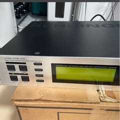 ベリンガー DSP9024 マルチバンドコンプ　ジャンクの画像