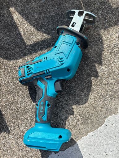 商談中になりました。LITHUM 製　18V 電動鋸　本体