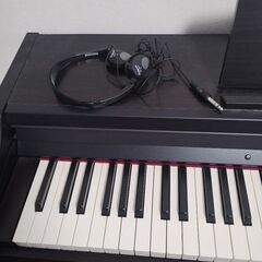 電子ピアノの画像