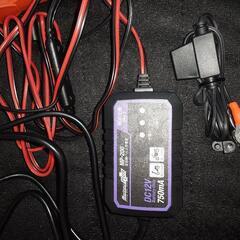 バッテリー充電器の画像
