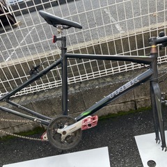 ジャンク　trek FX7.3クロスバイク　