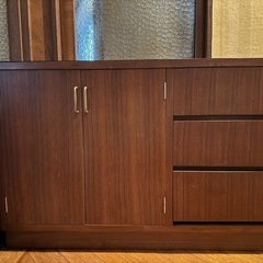 収納家具　天然木