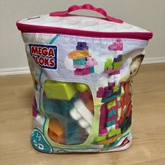 知育玩具　ブロックの画像