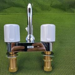 キッチン用　2ハンドル混合栓　の画像