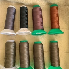 ミシン糸　50円