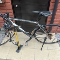 自転車 クロスバイクの画像