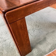 木目ローテーブルの画像