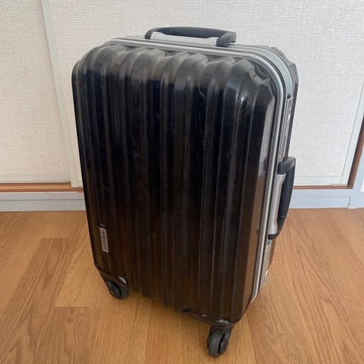 引取限定！格安！キャリーケース　S 旅行