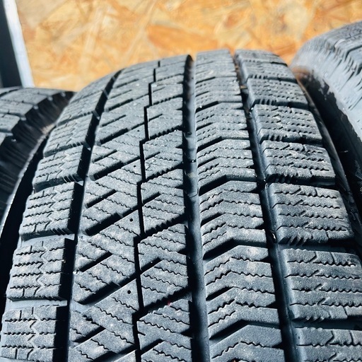 極上タイヤ　BRIDGESTONE ブリヂストン　ブリジストン　VRX2 195/65R15 スタッドレス タイヤ　2021年製　15