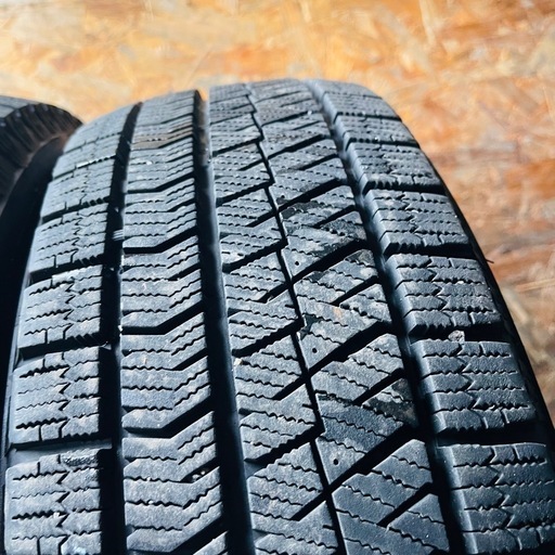 極上タイヤ　BRIDGESTONE ブリヂストン　ブリジストン　VRX2 195/65R15 スタッドレス タイヤ　2021年製　15