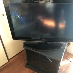 TOSHIBA REGZA　テレビ　　　ジャンク
