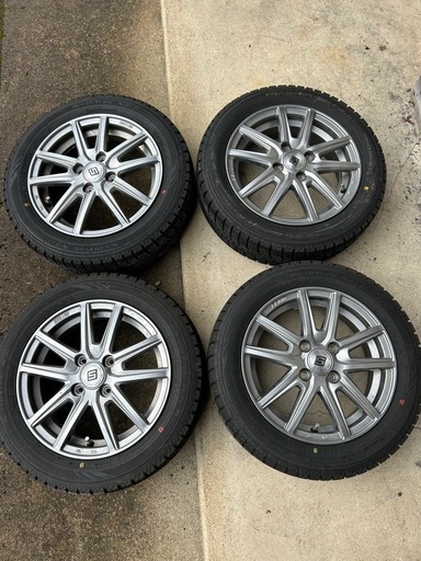 スタッドレスタイヤ　4本　（値下げ可）