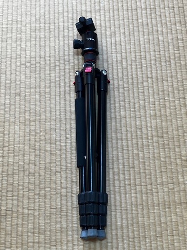 【ほぼ未使用】カメラ　三脚