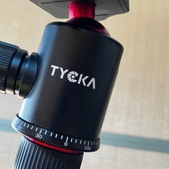 【ほぼ未使用】カメラ　三脚の画像