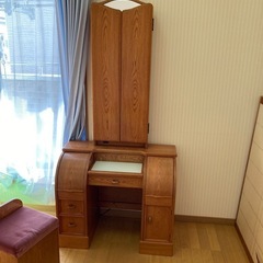 ドレッサー