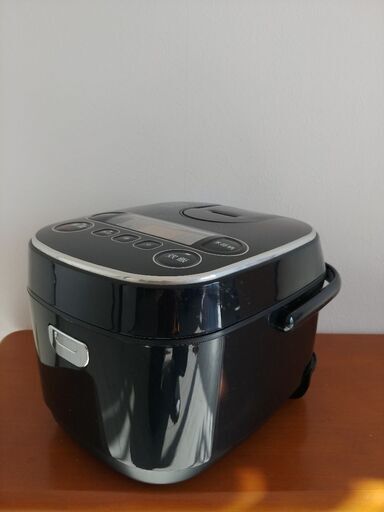 (引渡決定)アイリスオーヤマ5合炊き炊飯器