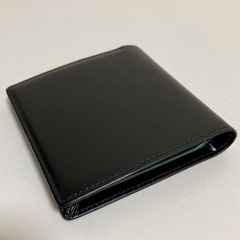 ✨新品✨牛革 折り畳み財布　黒×緑　プレゼント　贈り物　高品質　大容量