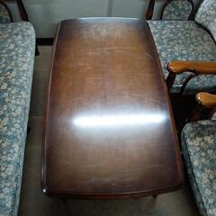 🎉椅子　机　4点セットの画像