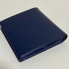 ✨新品✨牛革 折り畳み財布　青　プレゼント　贈り物　高品質　大容量