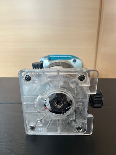 マキタ 18v トリマーRT50D
