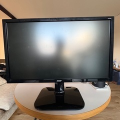 Acer  モニター 24インチを経堂付近でお譲りします。